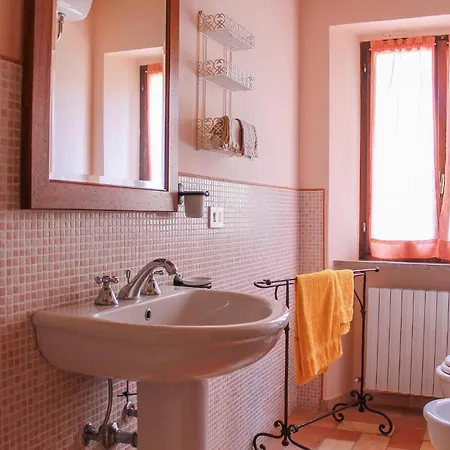 4 Bedroom Stunning In Serrungarina