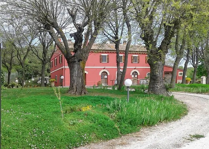 Σπίτι διακοπών 4 Bedroom Stunning In *