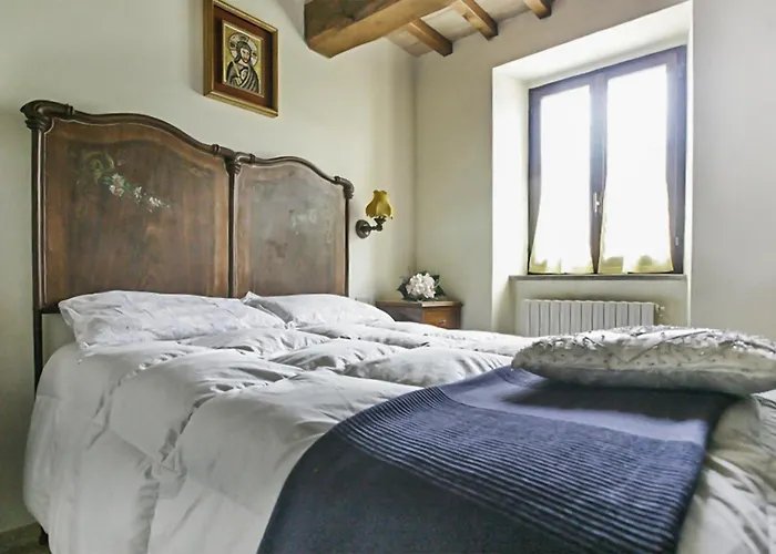 Σπίτι διακοπών 4 Bedroom Stunning In Serrungarina