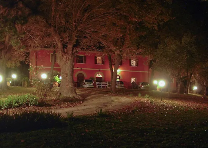 Σπίτι διακοπών 4 Bedroom Stunning In *